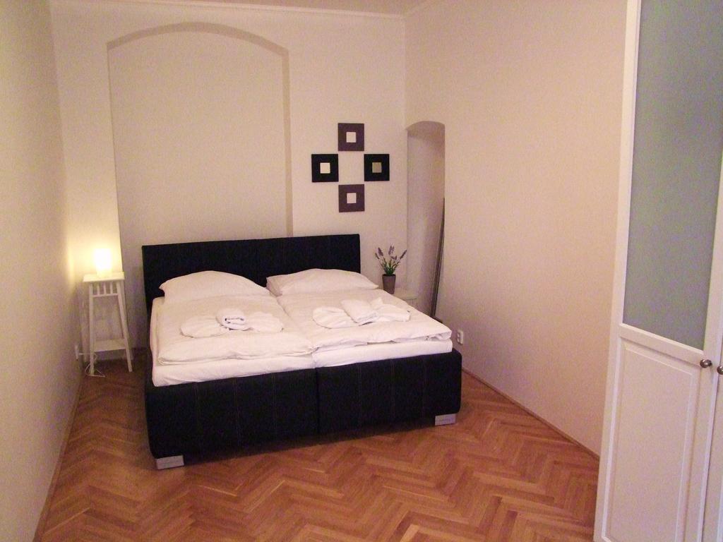Selinor Old Town Apartments Prag Zimmer foto
