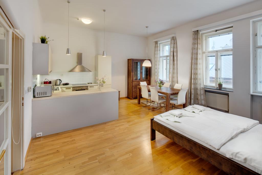 Selinor Old Town Apartments Prag Exterior foto